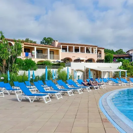 Résidence Pierre&vacances Les Parcs De 3*