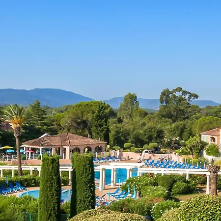 Résidence Pierre&vacances Les Parcs De Aparthotel